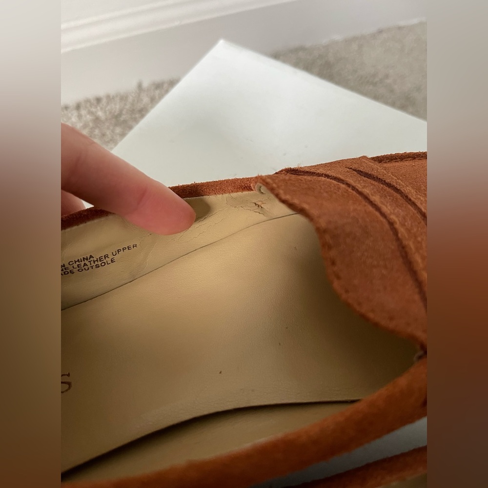 Talbots Women's Tan Leather Upper Classic Slip On Loafer Moccasins Size 8.5 - Picture 8 of 9